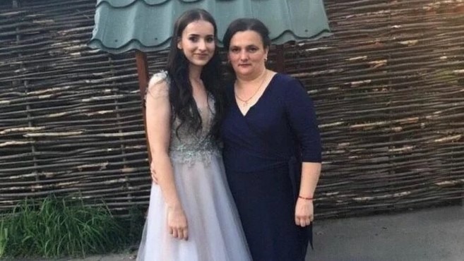 Дякую за все, – 18-річна Настя показала зворушливі фото сім’ї, яка загинула на Позняках