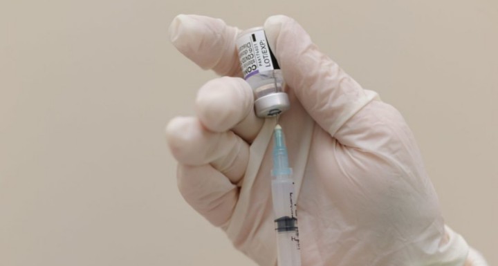 Pfizer, Moderna чи Johnson: яка з трьох вакцин від коронавірусу виявилася ефективнішою