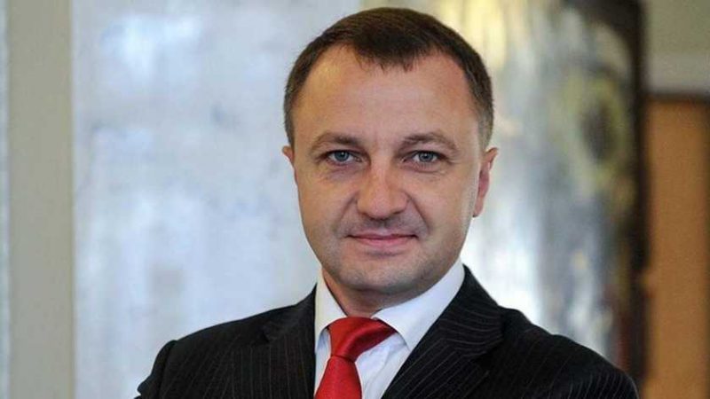 Ганебно – не знати державної мови, – Кремінь вимагає карати нардепів за виступи не українською