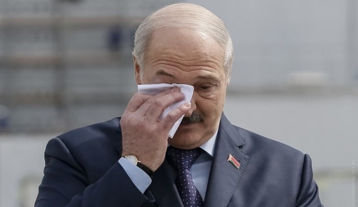 “Якщо Зеленський не підпише договір з Путіним, Україна капітулює” – Лукашенко