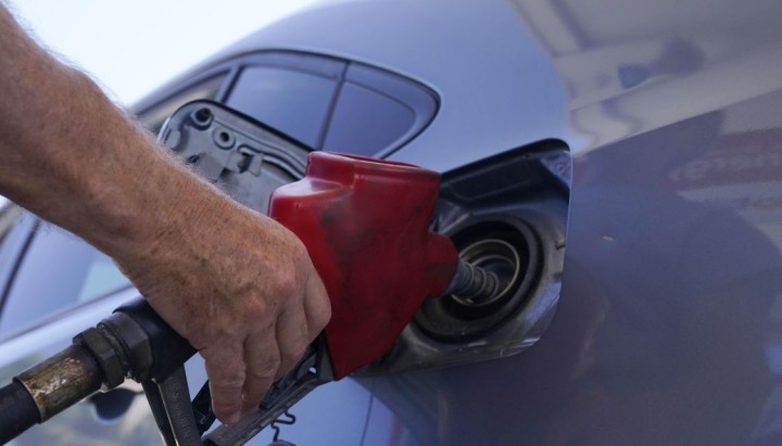 «Пального везуть багато»: експерт пояснив, чому в Україні насправді зросли ціни на бензин