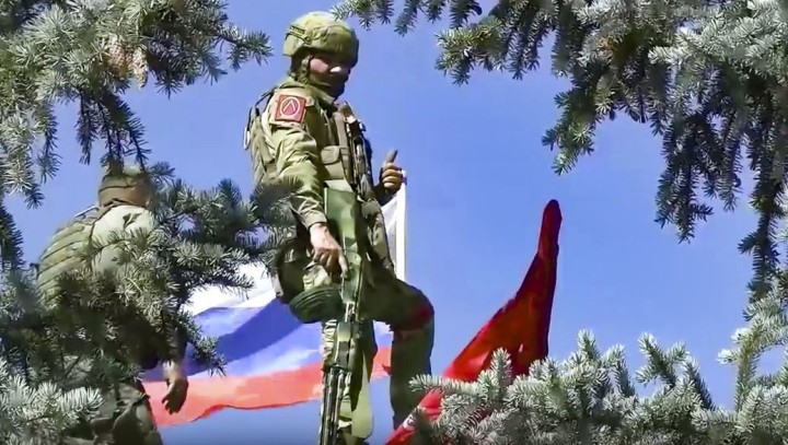 У Мережу «злили» повне відео із «воскреслими» переодягненими у форму ЗСУ військовими в Енергодарі