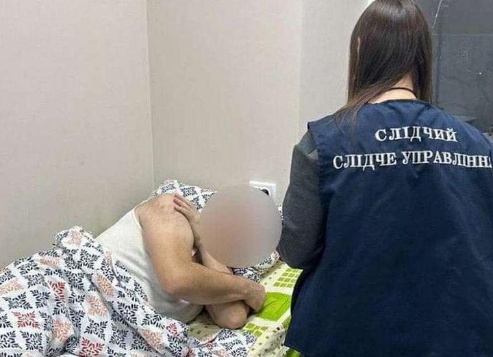 Знайшли у підвалі ТЦК: на Харківщині затримали військкома з грошима від ухилянтів