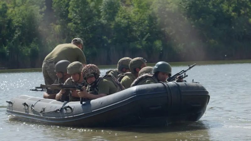 «Найскладніше — виносити загиблих»: морські піхотинці про операцію у Кринках