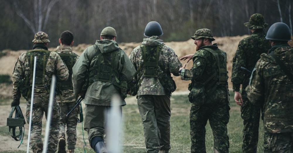 Військовий назвав критичну проблему, через яку Україна втрачає території