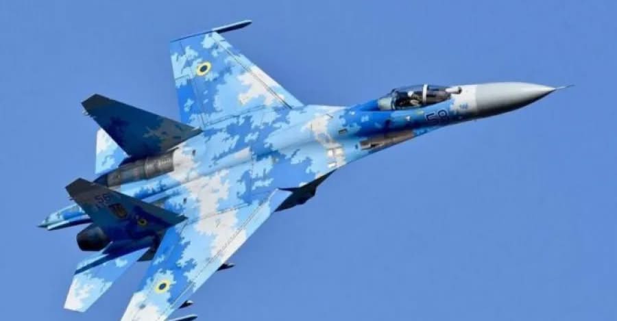 Українська авіація знищила командний пункт ворога. ВІДЕО