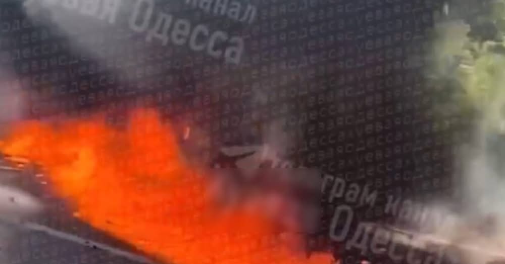 На Одещині вибухнуло авто, є загиблий: у мережі пишуть, що це машина ТЦК