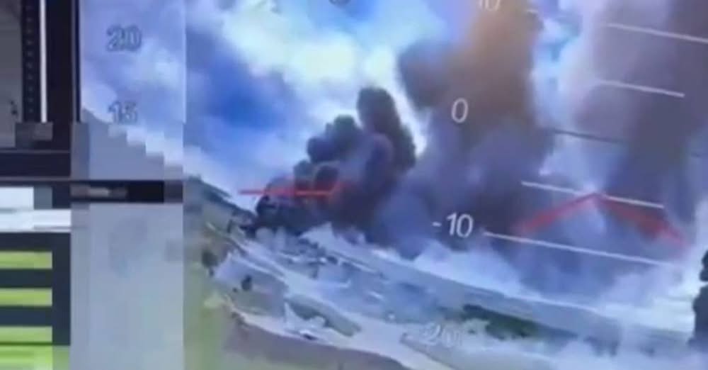 СБУ вдарила по аеродромах з стратегічними бомбардувальниками, уражено 40 літаків, – джерела