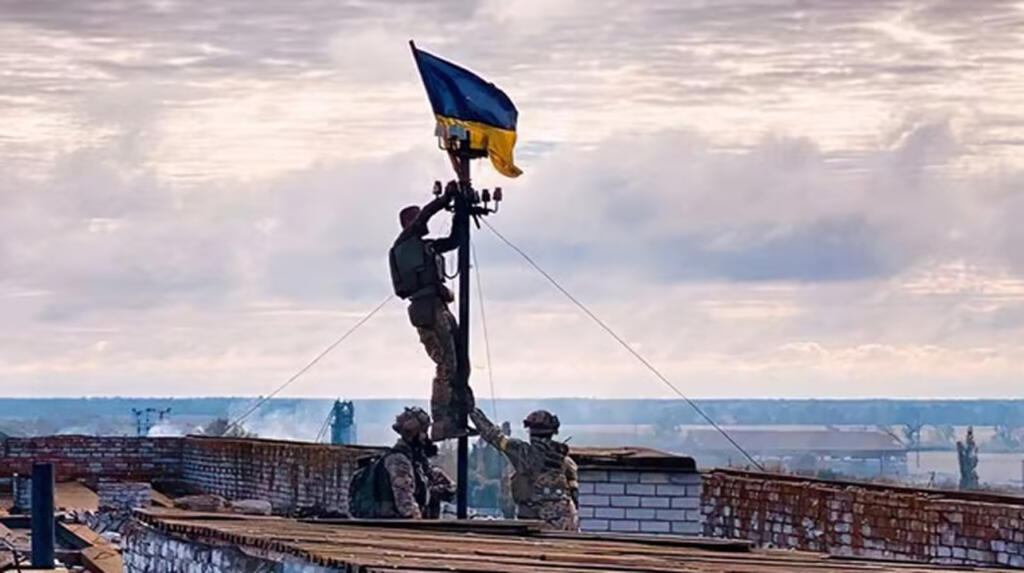 “Це наша земля”: ЗСУ підняли українські прапори над Ялтою