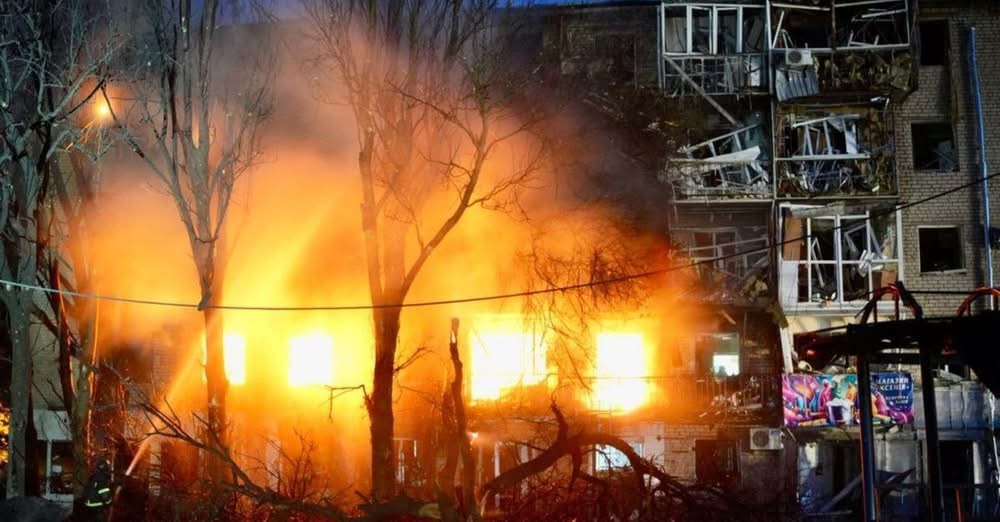 По Запоріжжю завдали щонайменше 12 ударів під час масованої атаки: є жертва