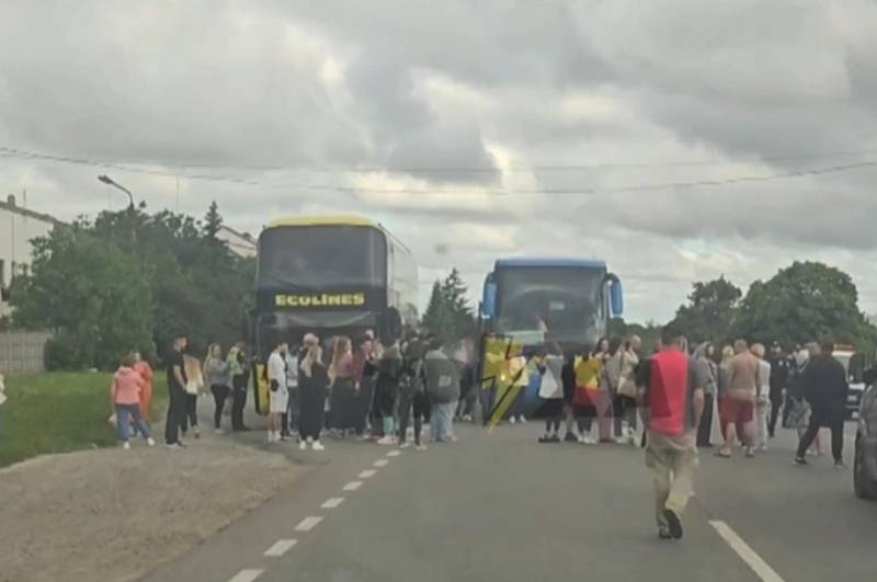 Десять людей оточили автобус ТЦК: на українців чекає жорстоке покарання за опір мобілізації