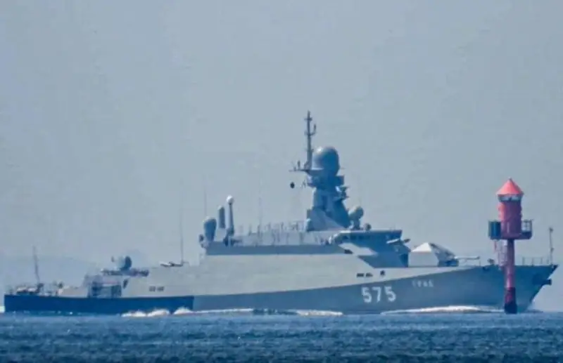 Потужна атака: розвідка уразила унікальний ракетний корабель — Генштаб не може натішитися