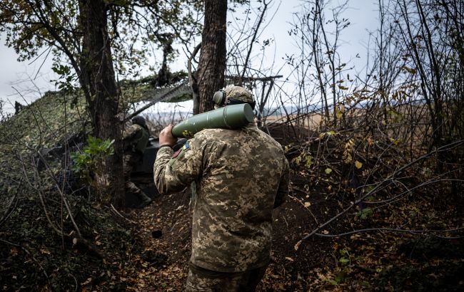 viyskoviy nese 122 y snaryad luganska oblast osin 2024 gettyimages 2178501902 179011bf30c26261a8c0ee14b47b1d3e 650x410