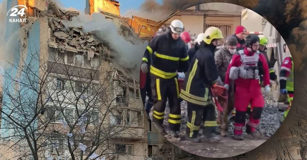 У Тернополі з-під завалів дістали живого чоловіка