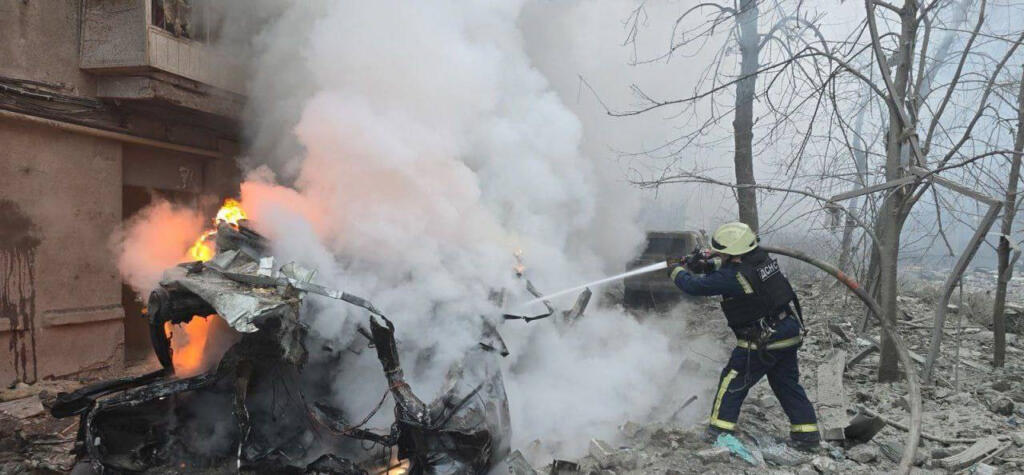 Моторошний удар по будинку в Харкові: кількість поранених зросла до 30, під завалами ще є люди
