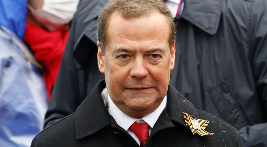 Між «пісочницею» та апокаліпсисом: Медведєв намагається налякати світ дитячими метафорами