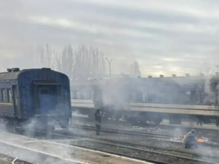 Росіяни вдарила ракетою по залізничній станції на Одещині: є поранені діти