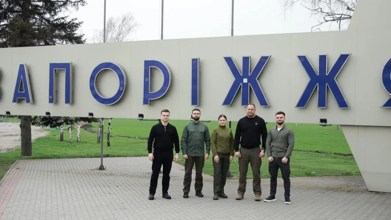 Єрмак, який сам ініціював і очолив комітет НААУ, вже консультує військових на фронті