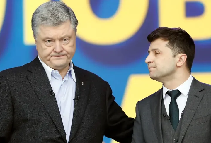 Дійшло до матів: ЗМІ розповіли, як пройшла зустріч Порошенка та Зеленського